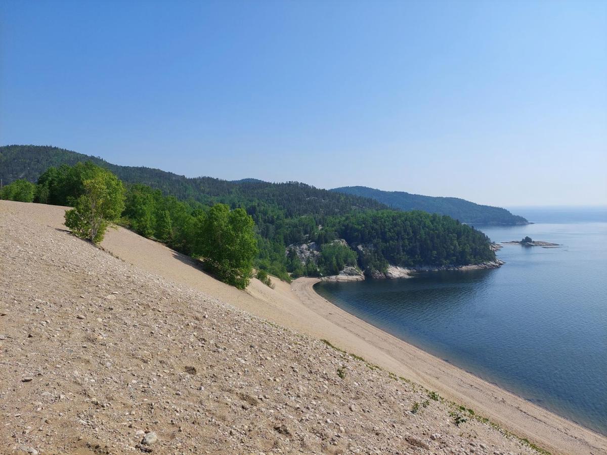 La Nef Bleue Villa Tadoussac Exterior photo